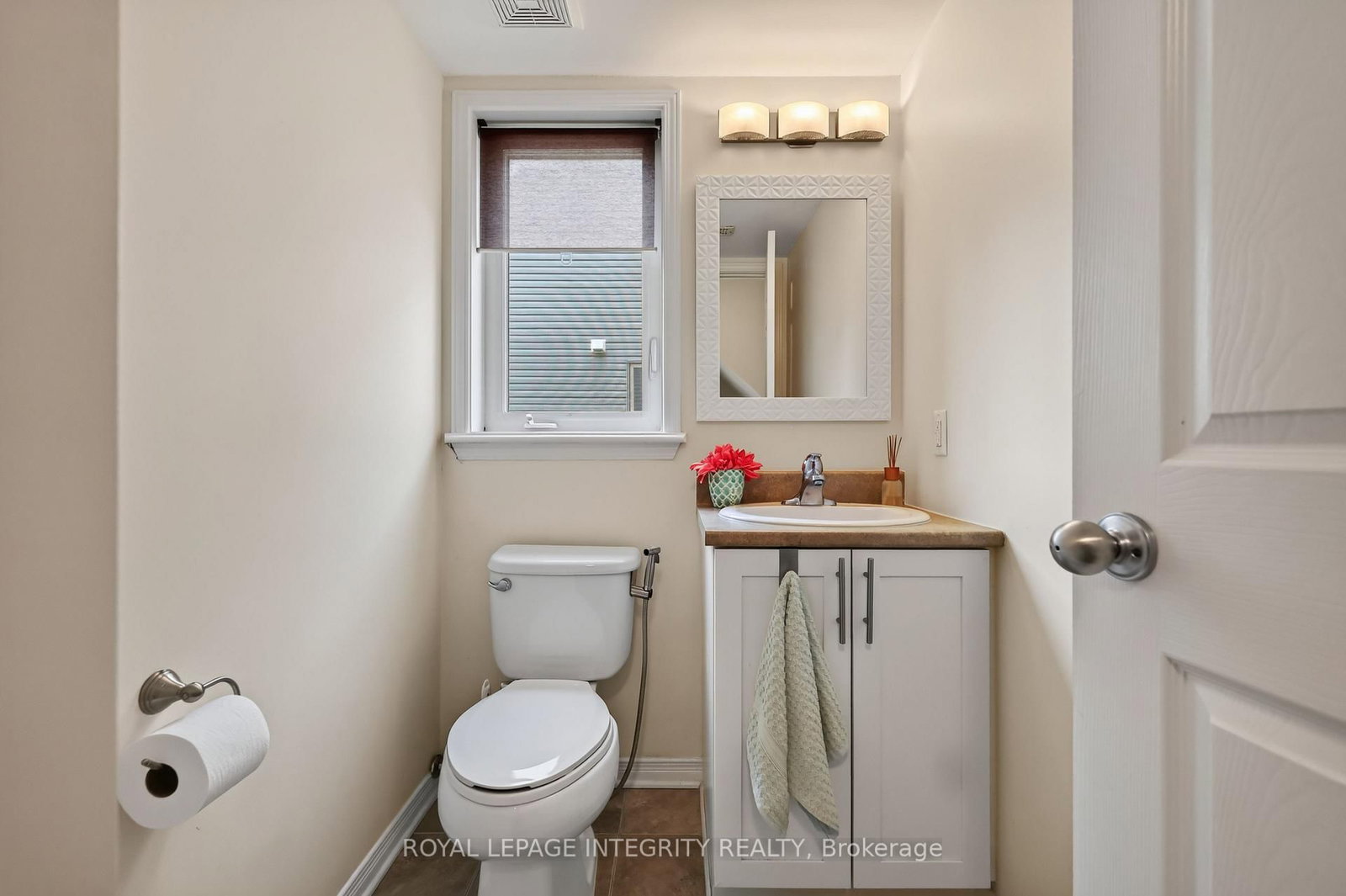 635 Reardon Private • Ottawa, ON photo 12