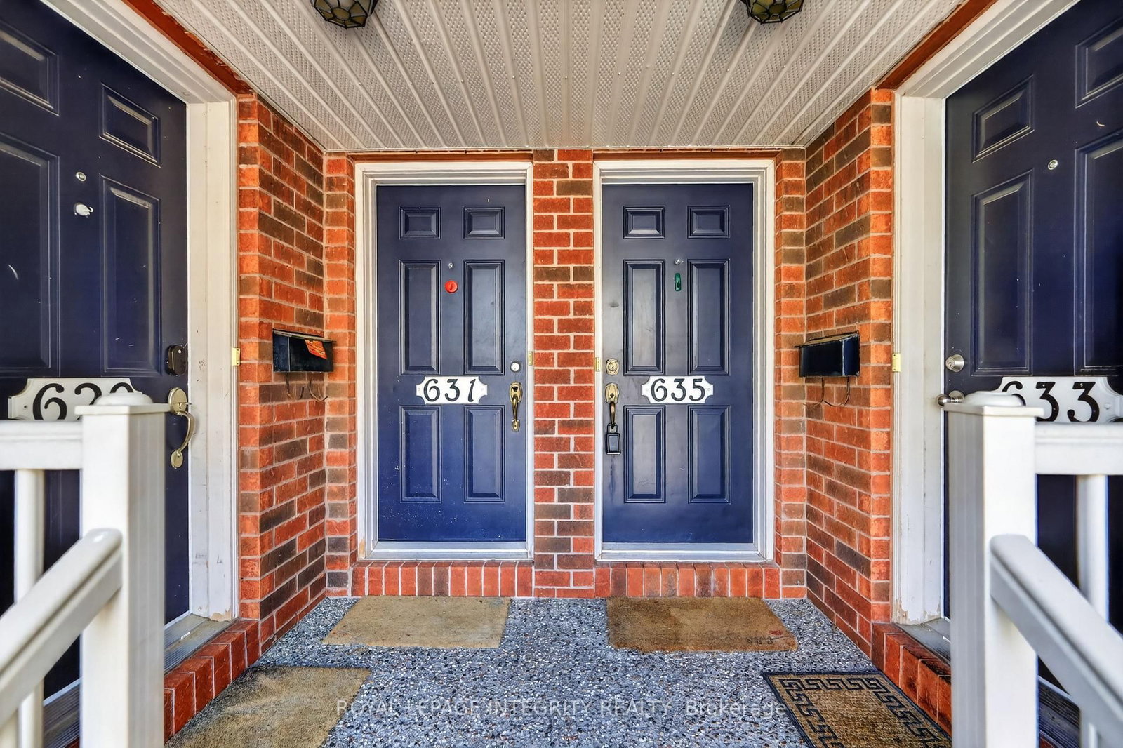 635 Reardon Private • Ottawa, ON photo 2