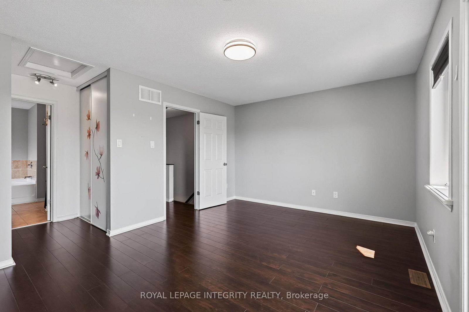 635 Reardon Private • Ottawa, ON photo 21