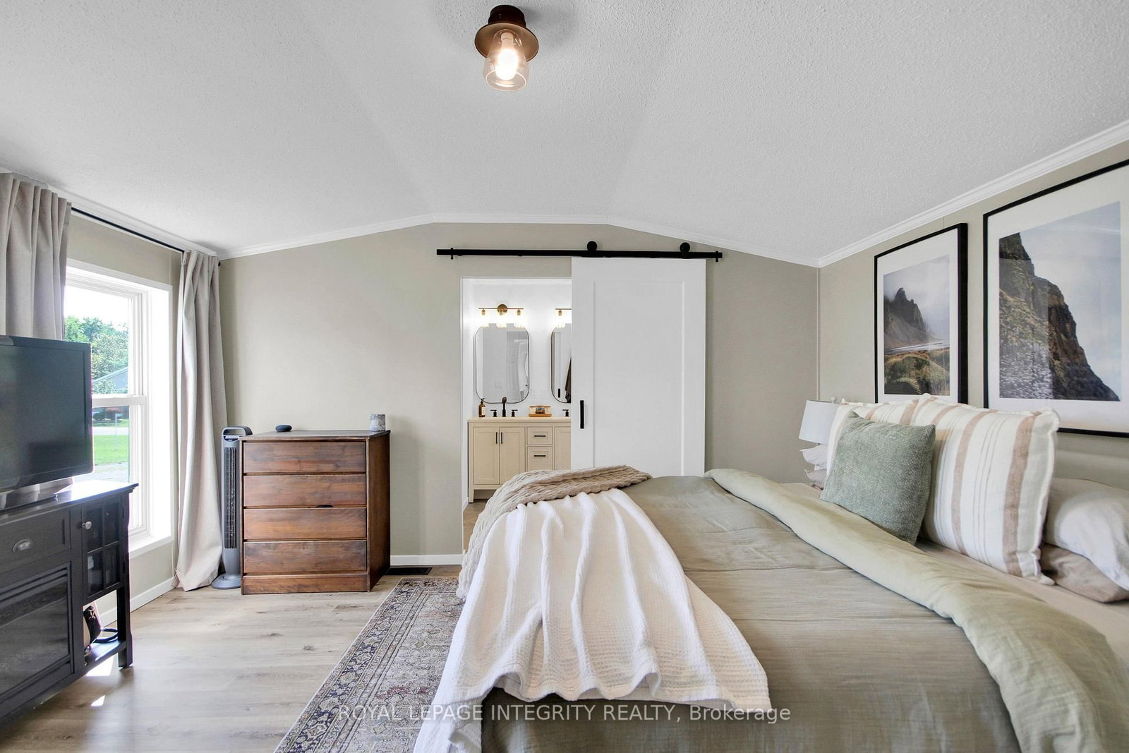 6727 Chris Tierney Private • Ottawa, ON photo 21