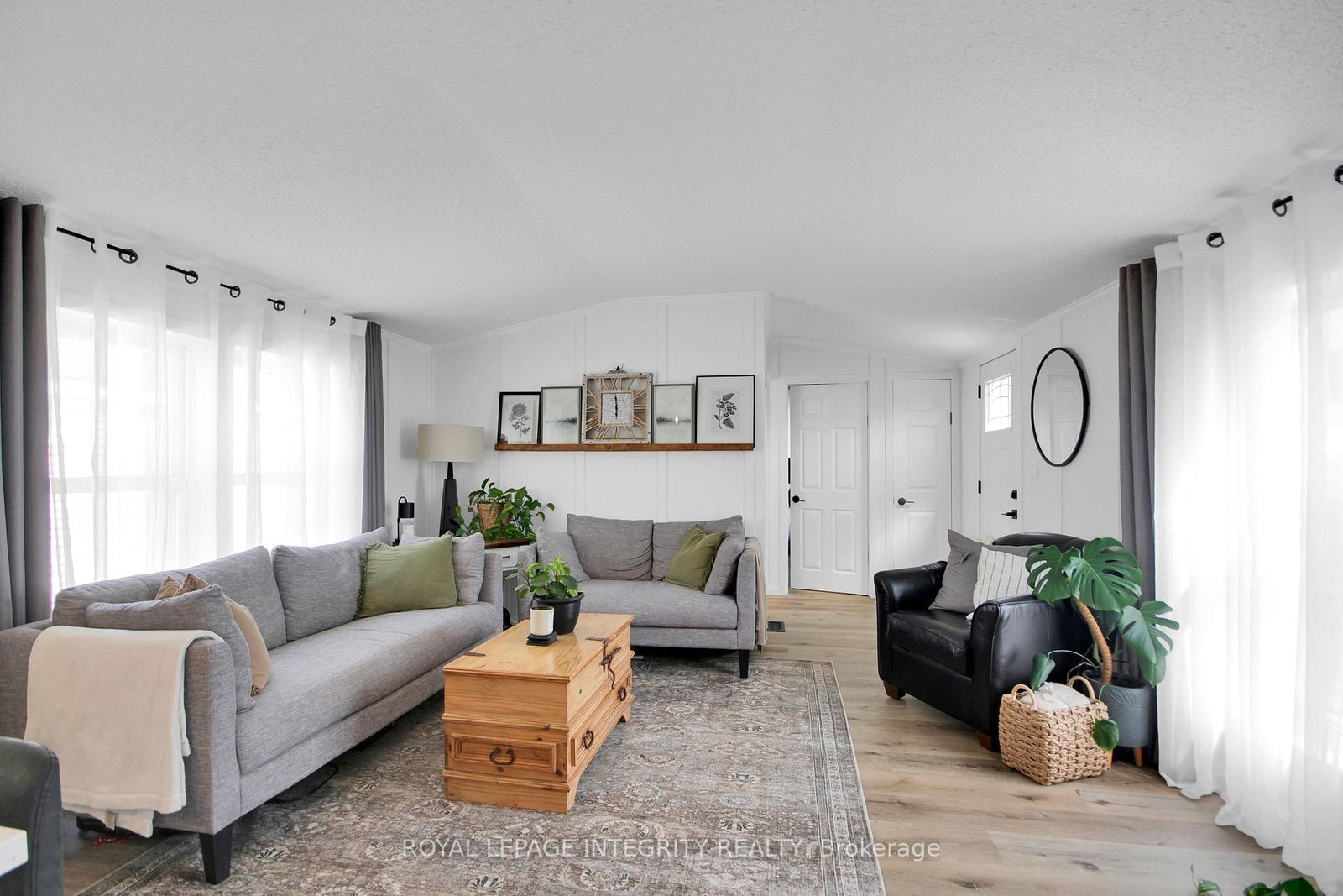 6727 Chris Tierney Private • Ottawa, ON photo 8