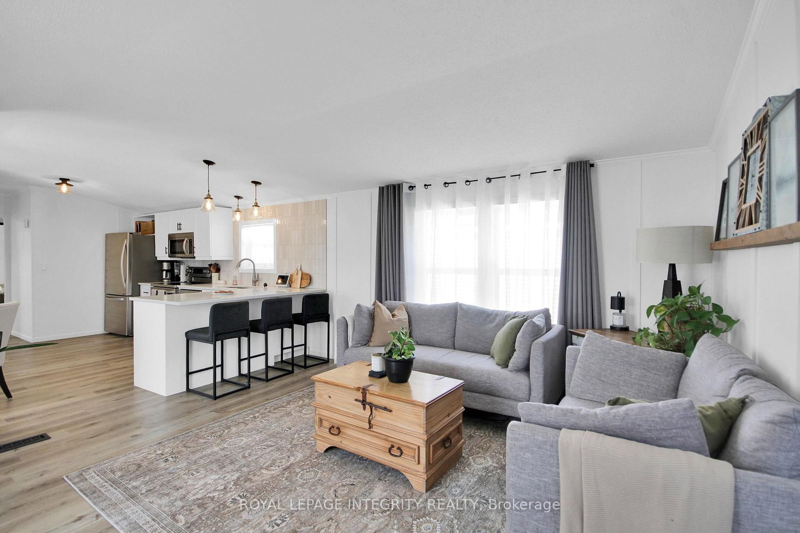 6727 Chris Tierney Private • Ottawa, ON photo 9