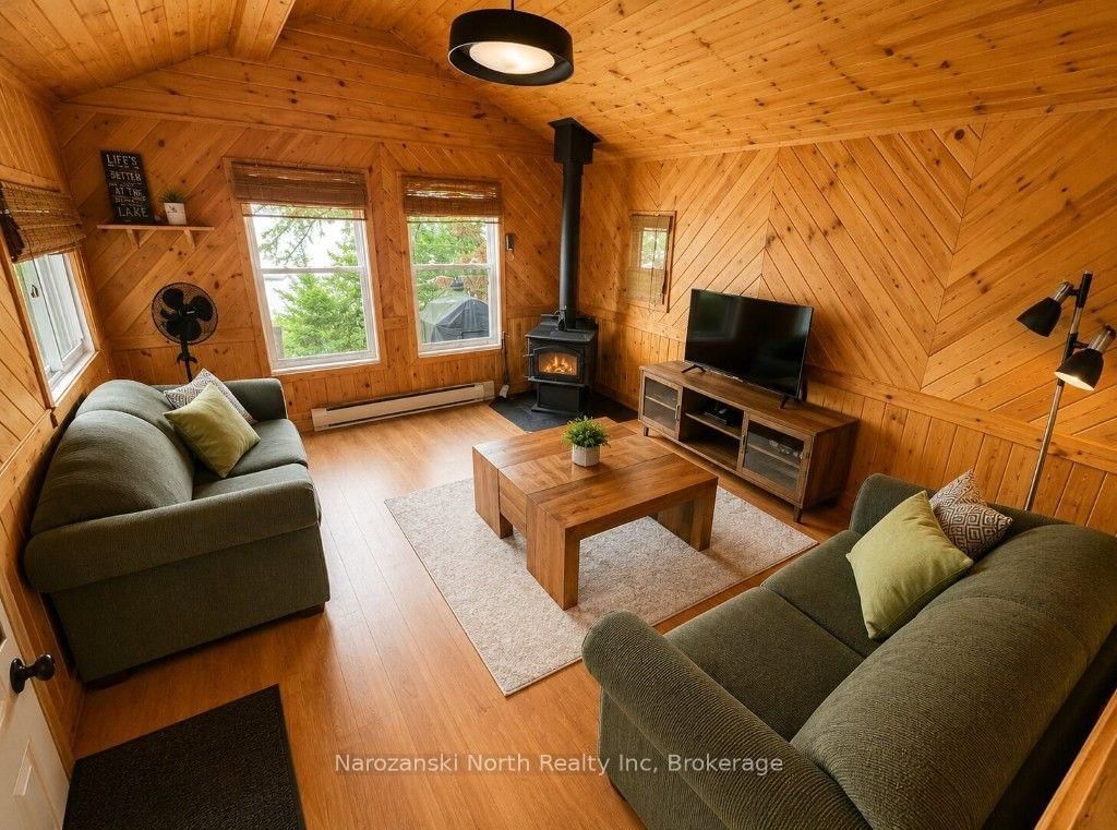 98 West Ham Lake Road • Killarney, ON photo 4
