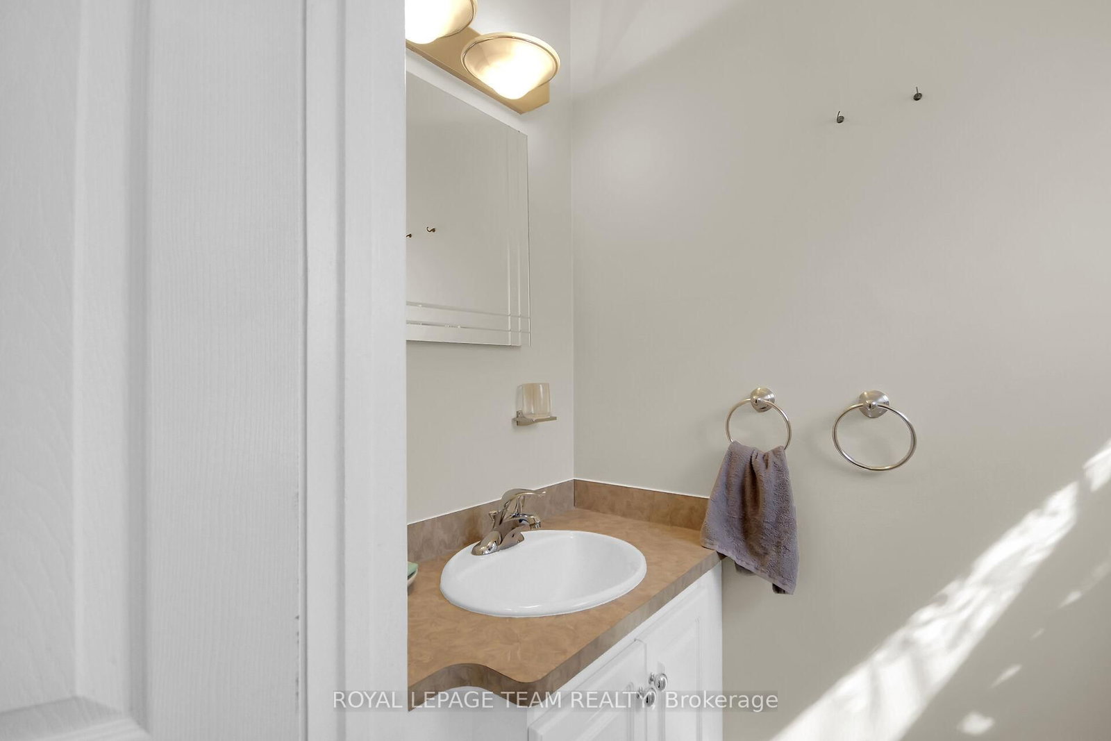 962 Dynes Road • Ottawa, ON photo 14