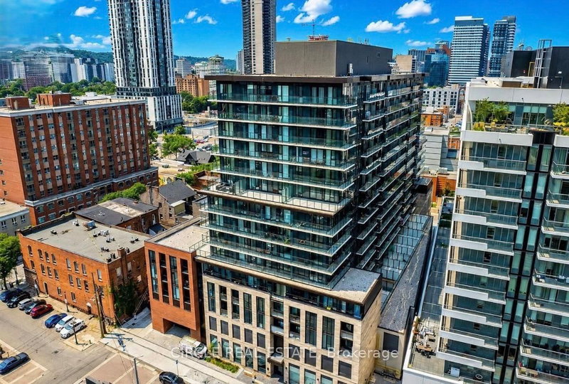 827 - 1 Jarvis Street