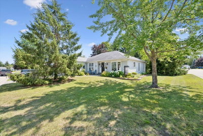136 Bristlecone Crescent • Centre Wellington, ON photo 2