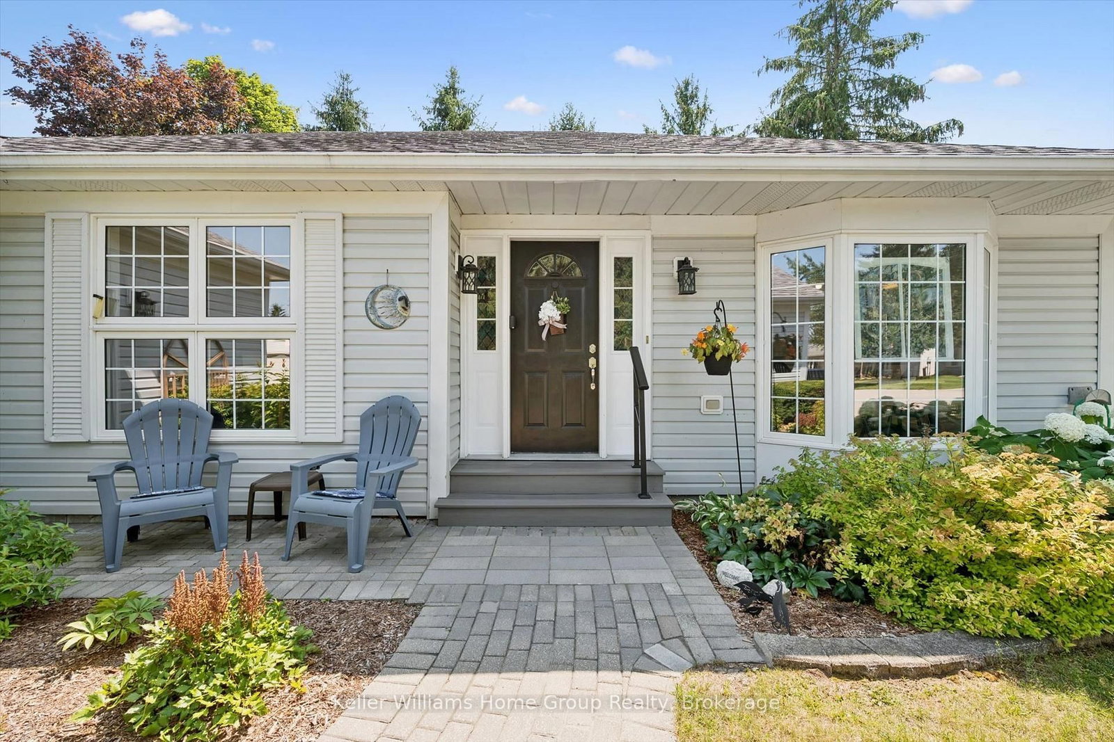 136 Bristlecone Crescent • Centre Wellington, ON photo 5