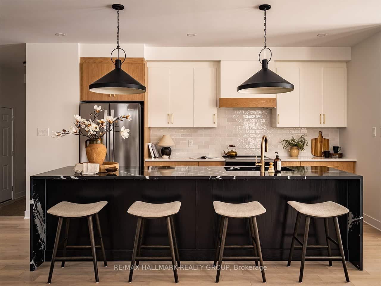 726 Kenny Gordon Avenue • Ottawa, ON photo 8