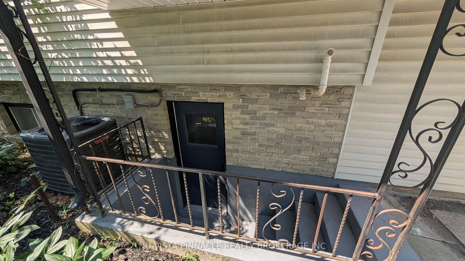192 Concord Road • London North, ON photo 37