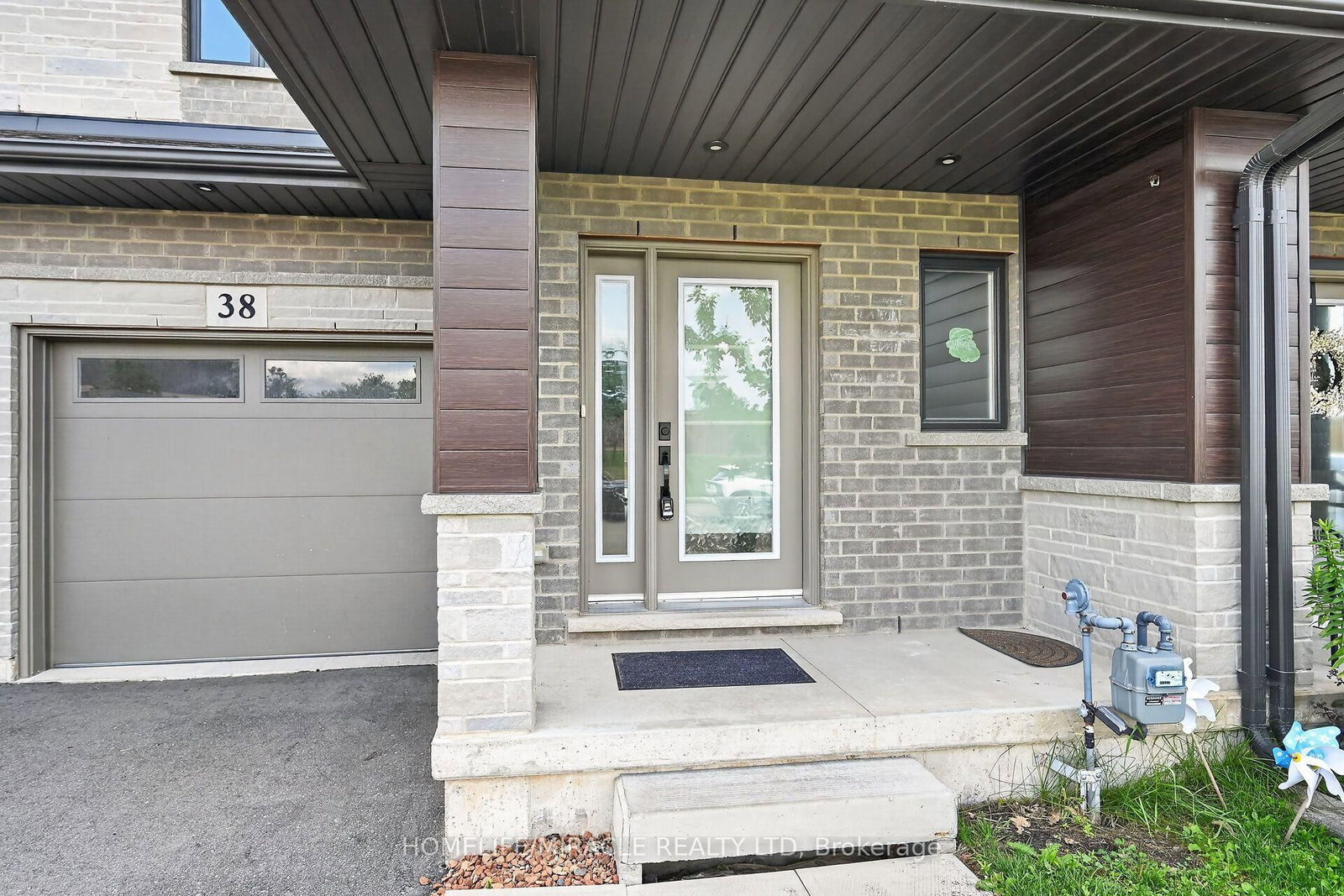 38 Jayla Lane • West Lincoln, ON photo 5