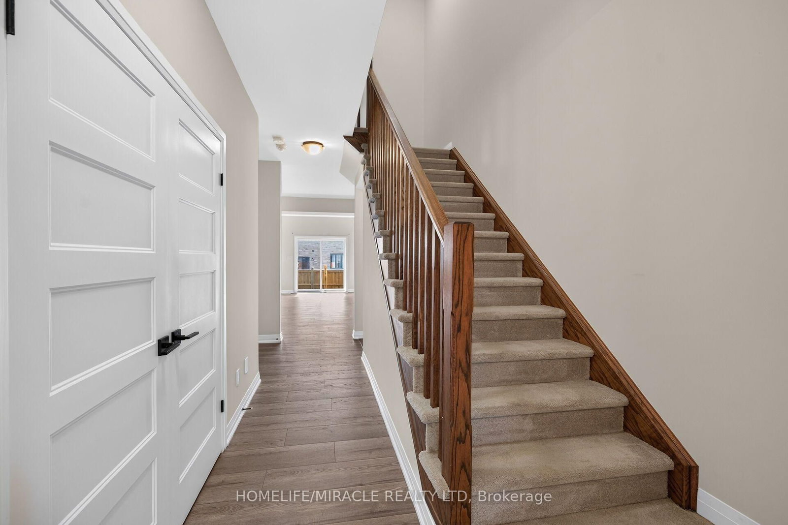 38 Jayla Lane • West Lincoln, ON photo 9