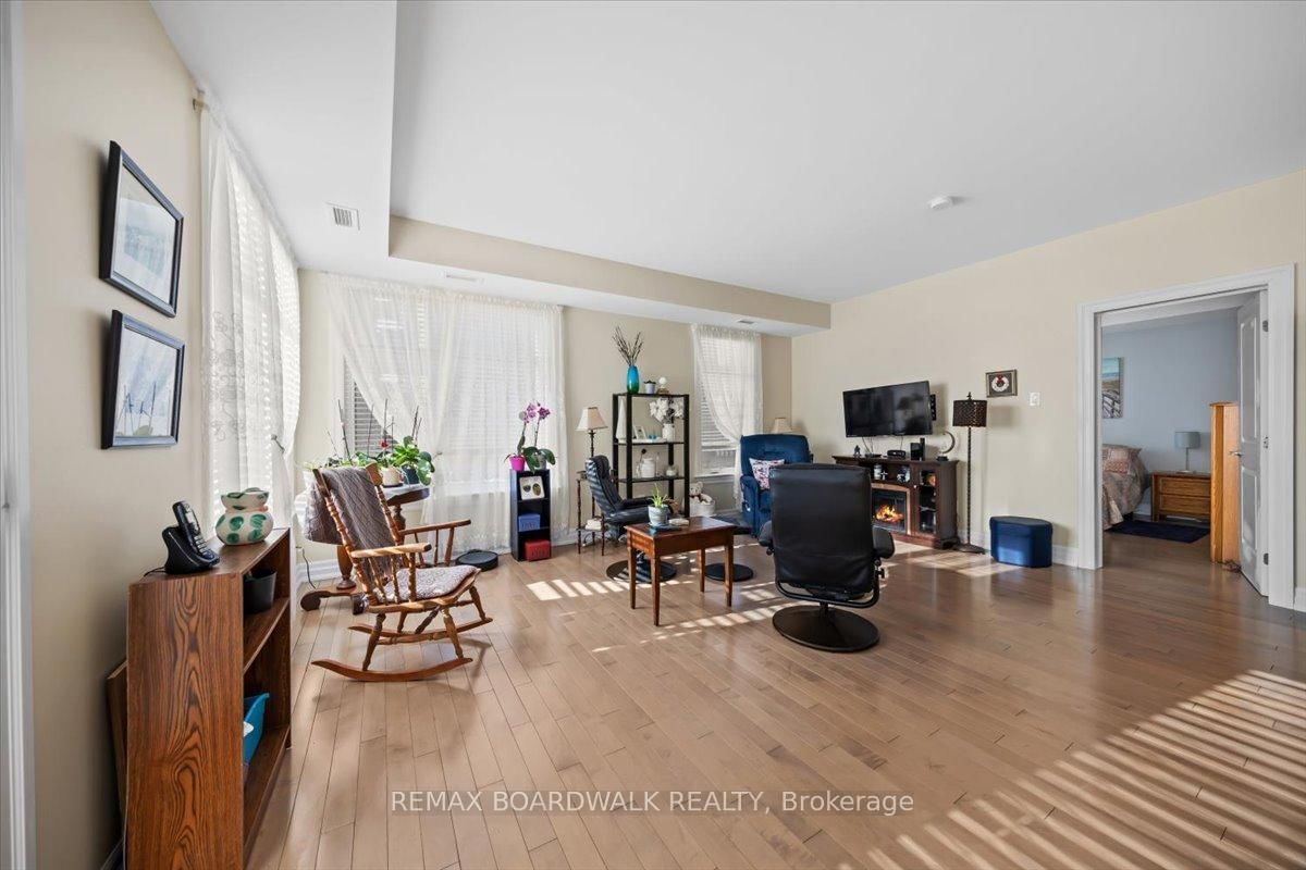 210 Janka Private • #B102 • Ottawa, ON photo 10
