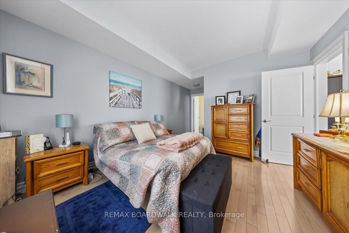 210 Janka Private • #B102 • Ottawa, ON photo 17