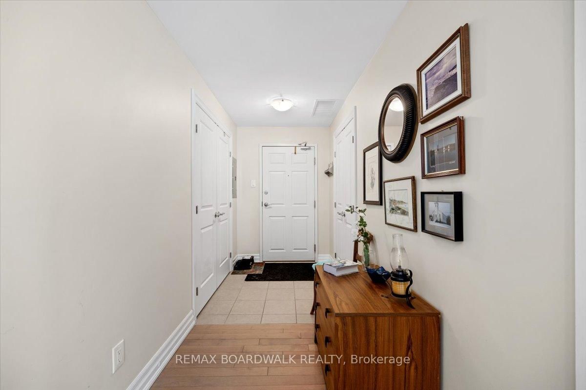 210 Janka Private • #B102 • Ottawa, ON photo 4