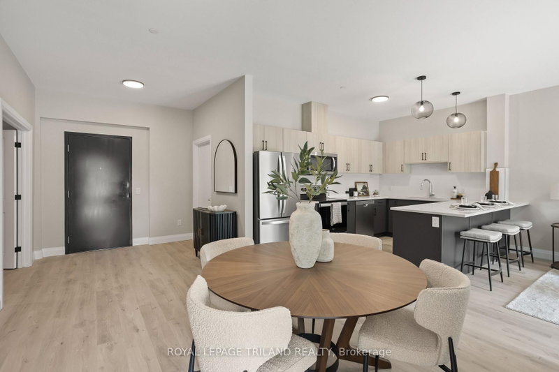 208 - 33318 RICHMOND Street