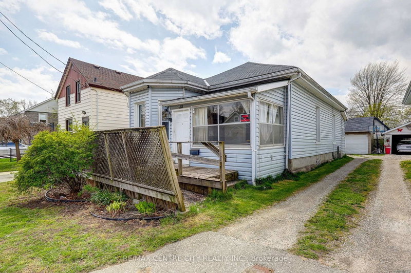 88 Flora Street