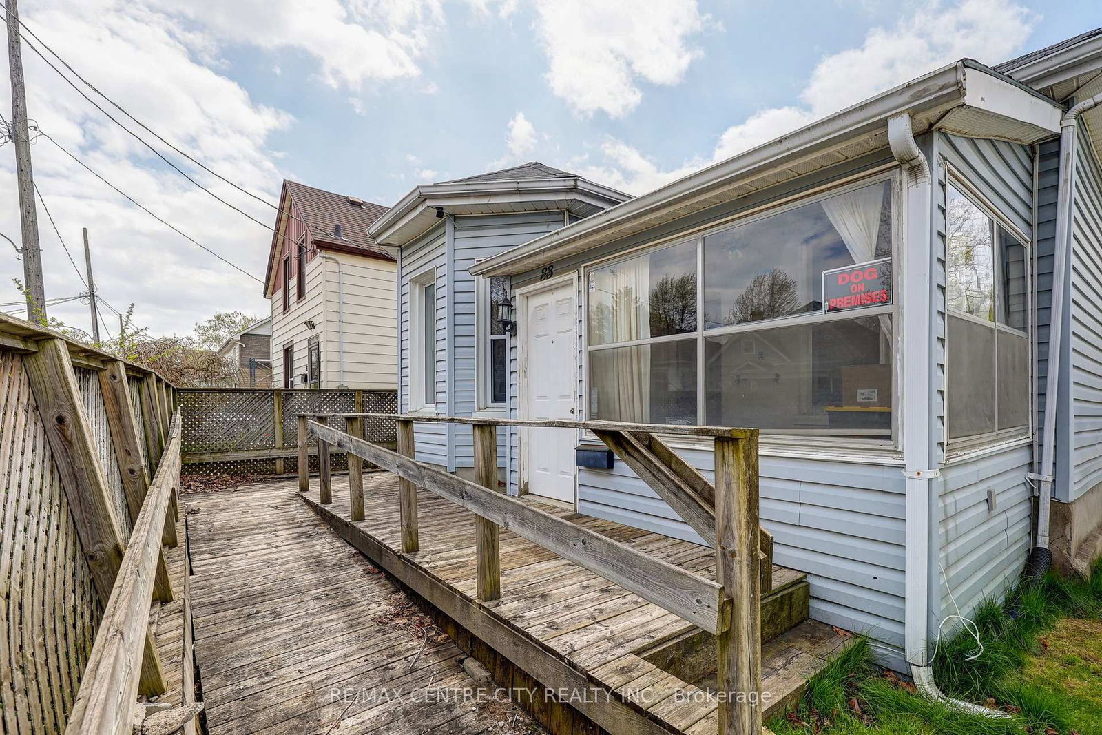 88 Flora Street • St. Thomas, ON photo 4