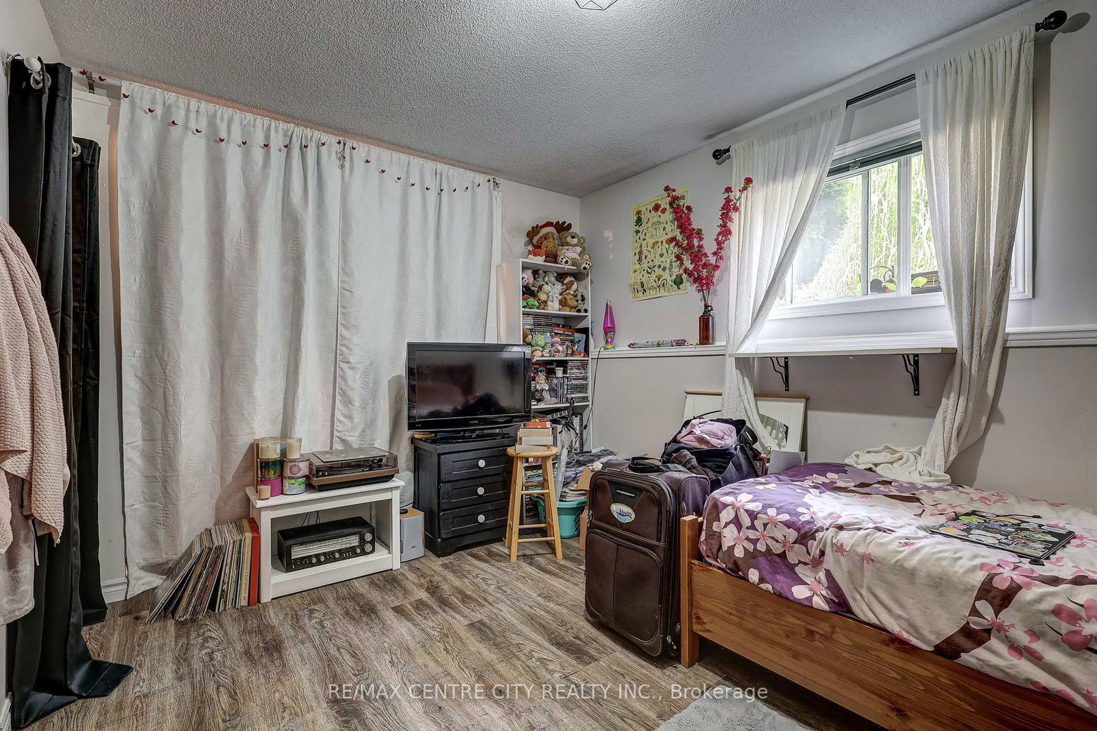 37 Fifth Avenue • St. Thomas, ON photo 47