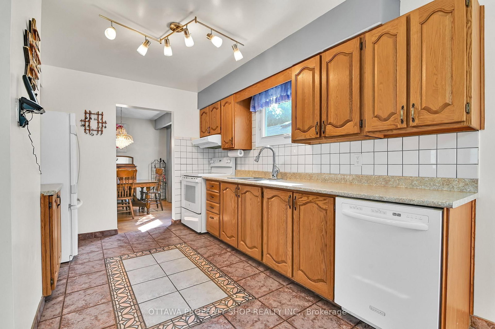 6268 Steamer Lane • Ottawa, ON photo 12