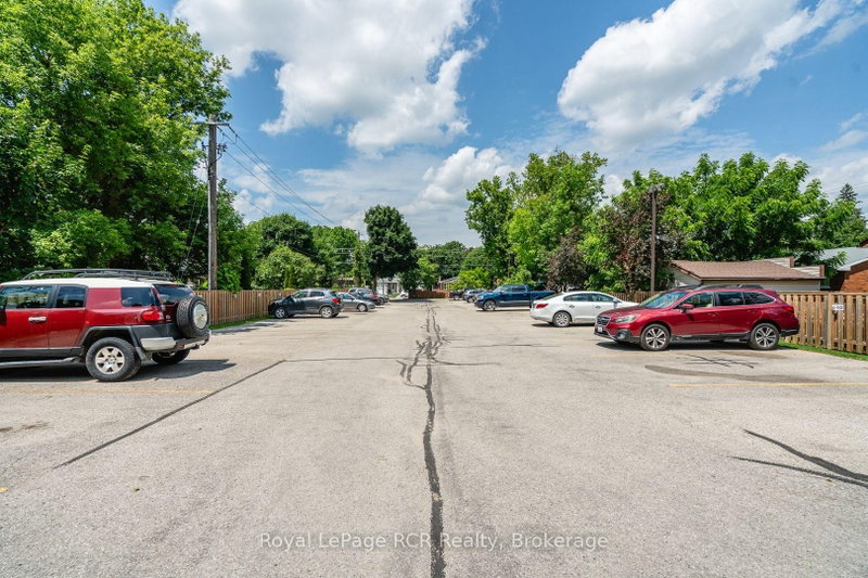 606 - 536 11th Avenue