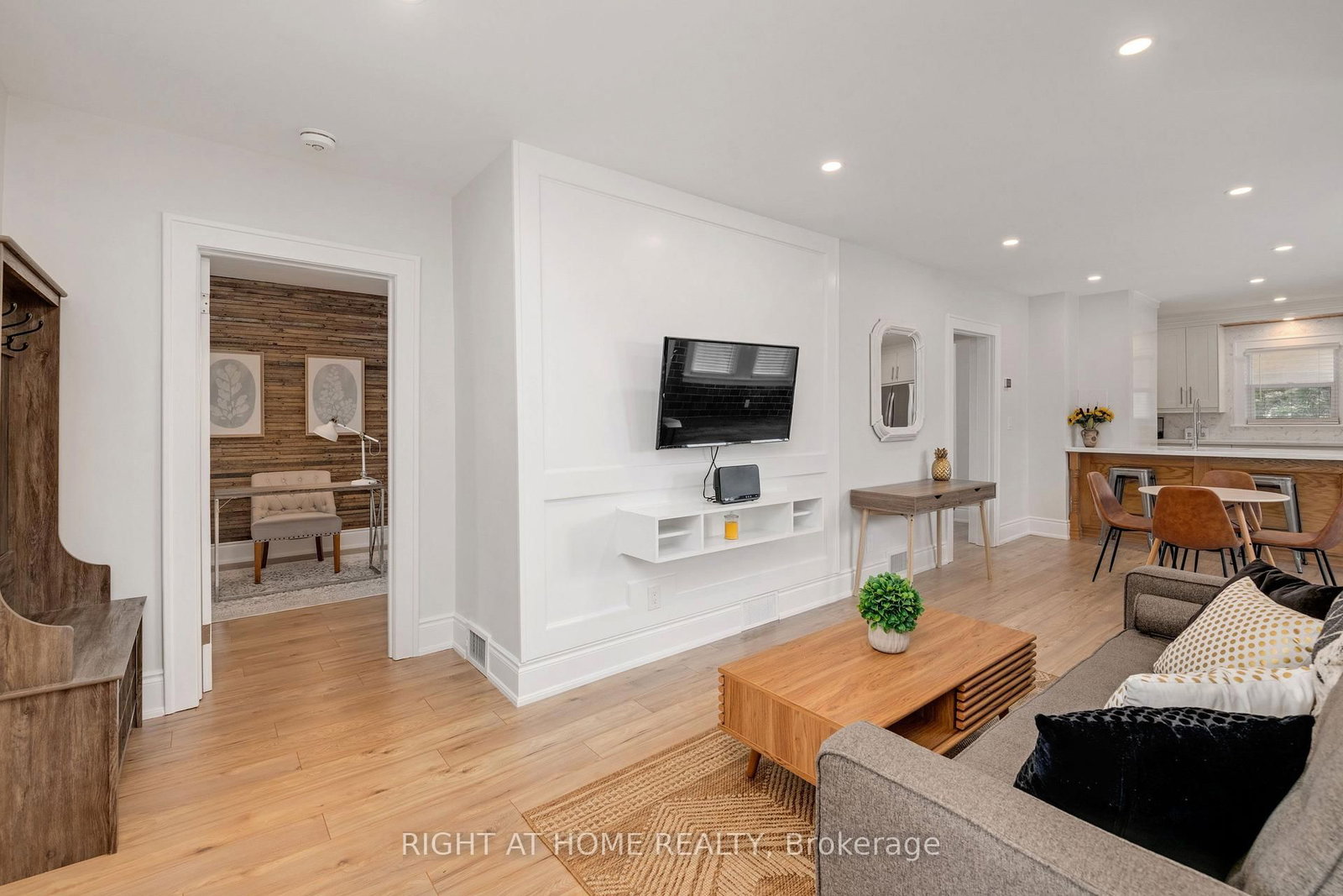 1379-1381 Pierre Avenue • Windsor, ON photo 10