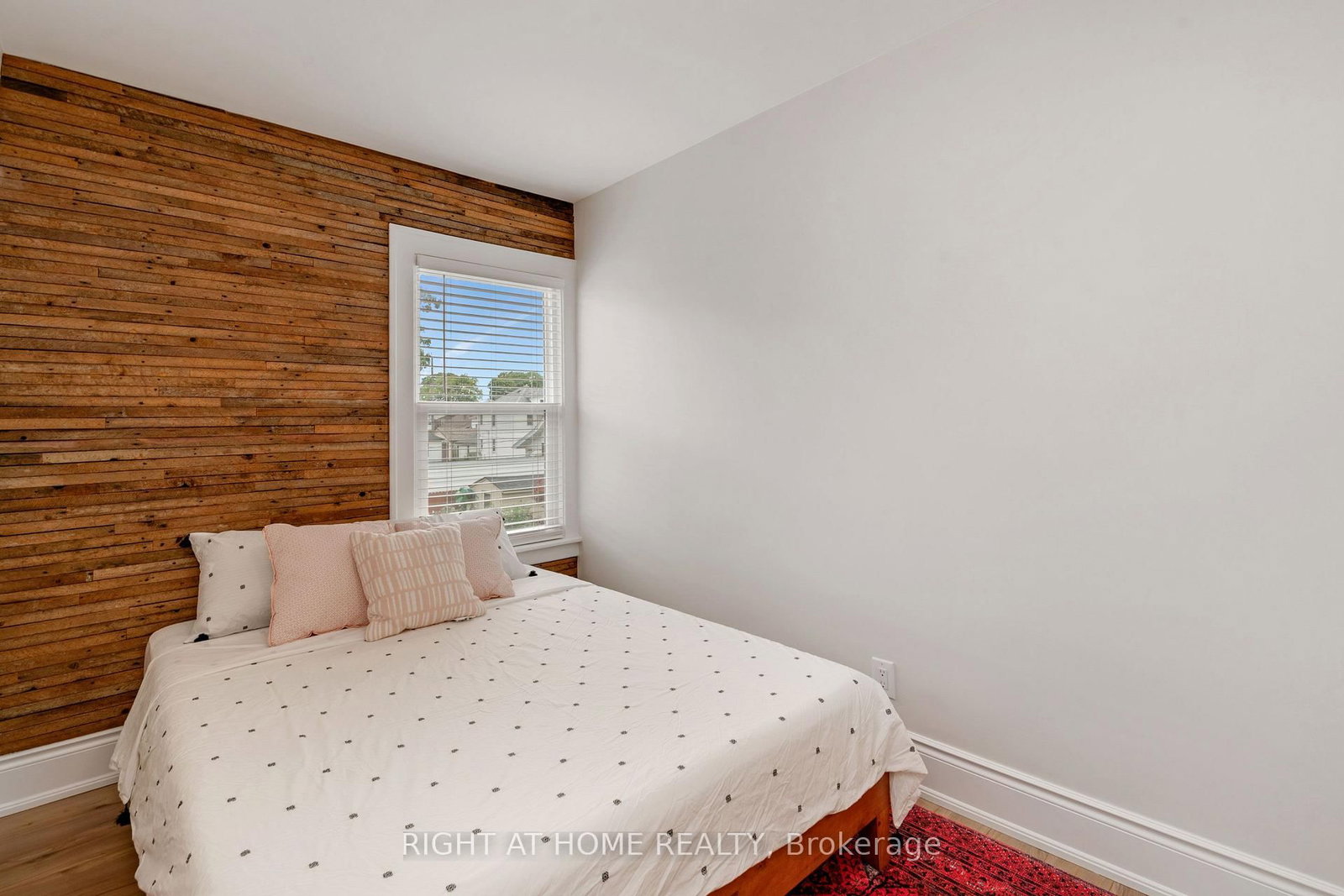 1379-1381 Pierre Avenue • Windsor, ON photo 19