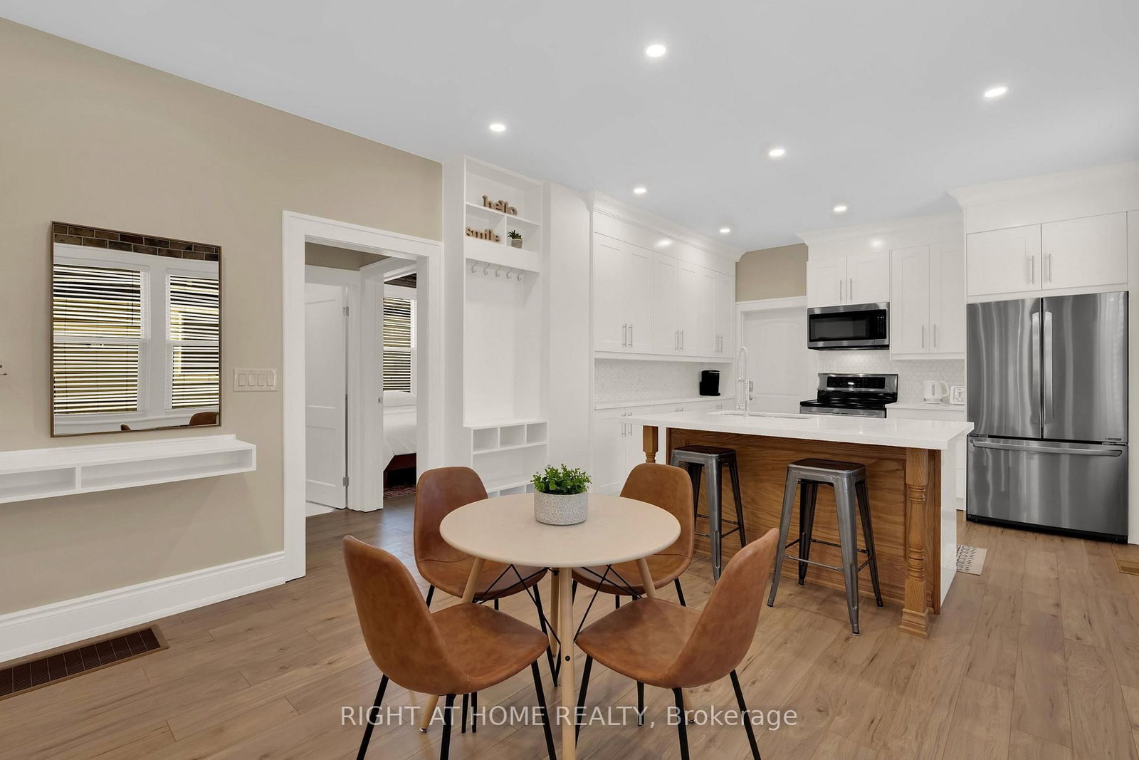 1379-1381 Pierre Avenue • Windsor, ON photo 20