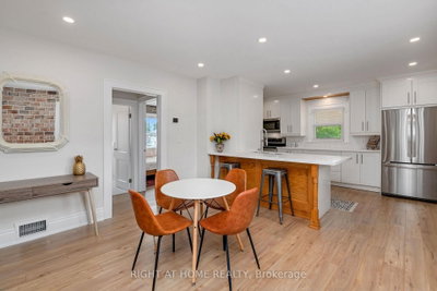 1379-1381 Pierre Avenue • Windsor, ON photo 8