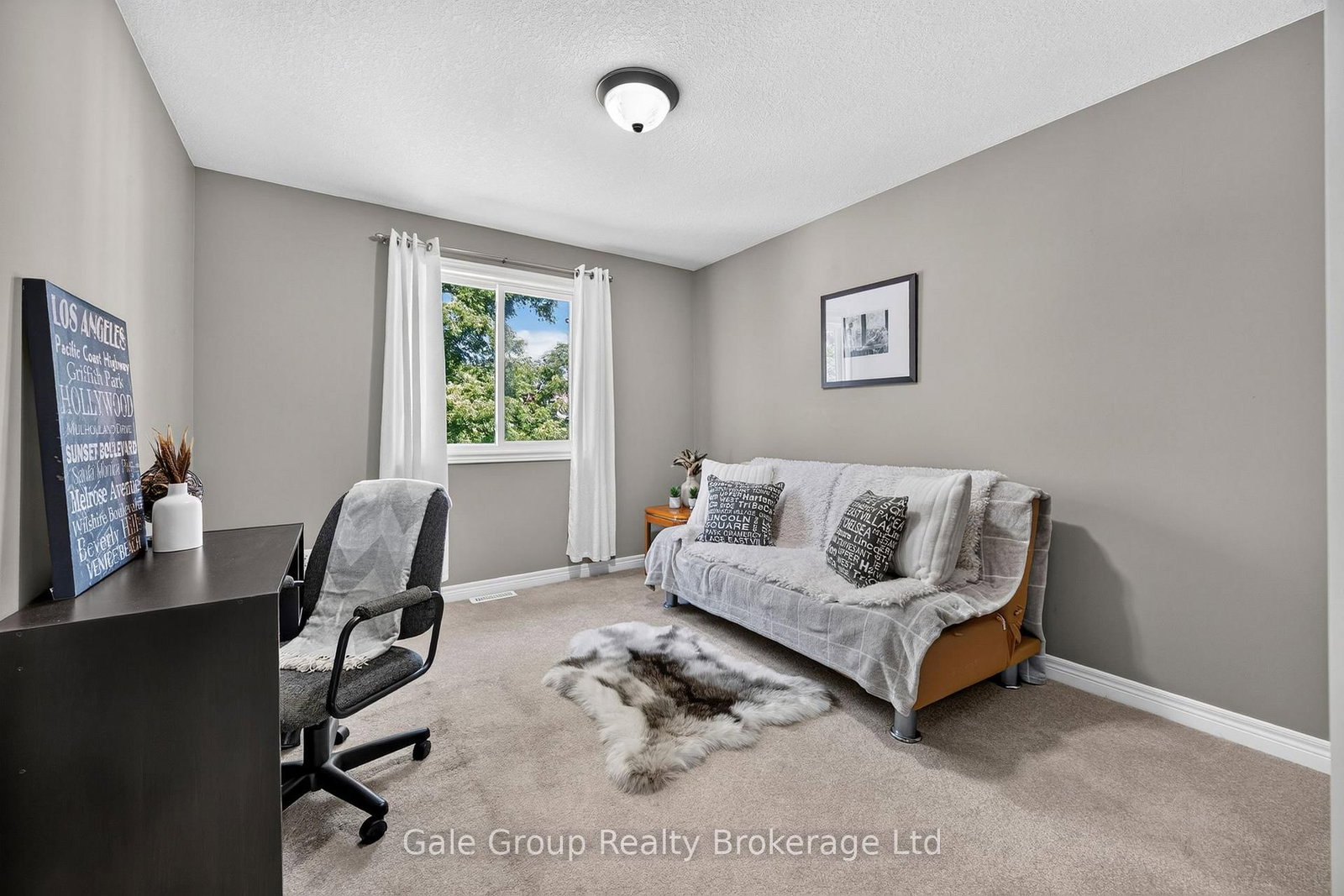 115 Burtch Street • Woodstock, ON photo 19