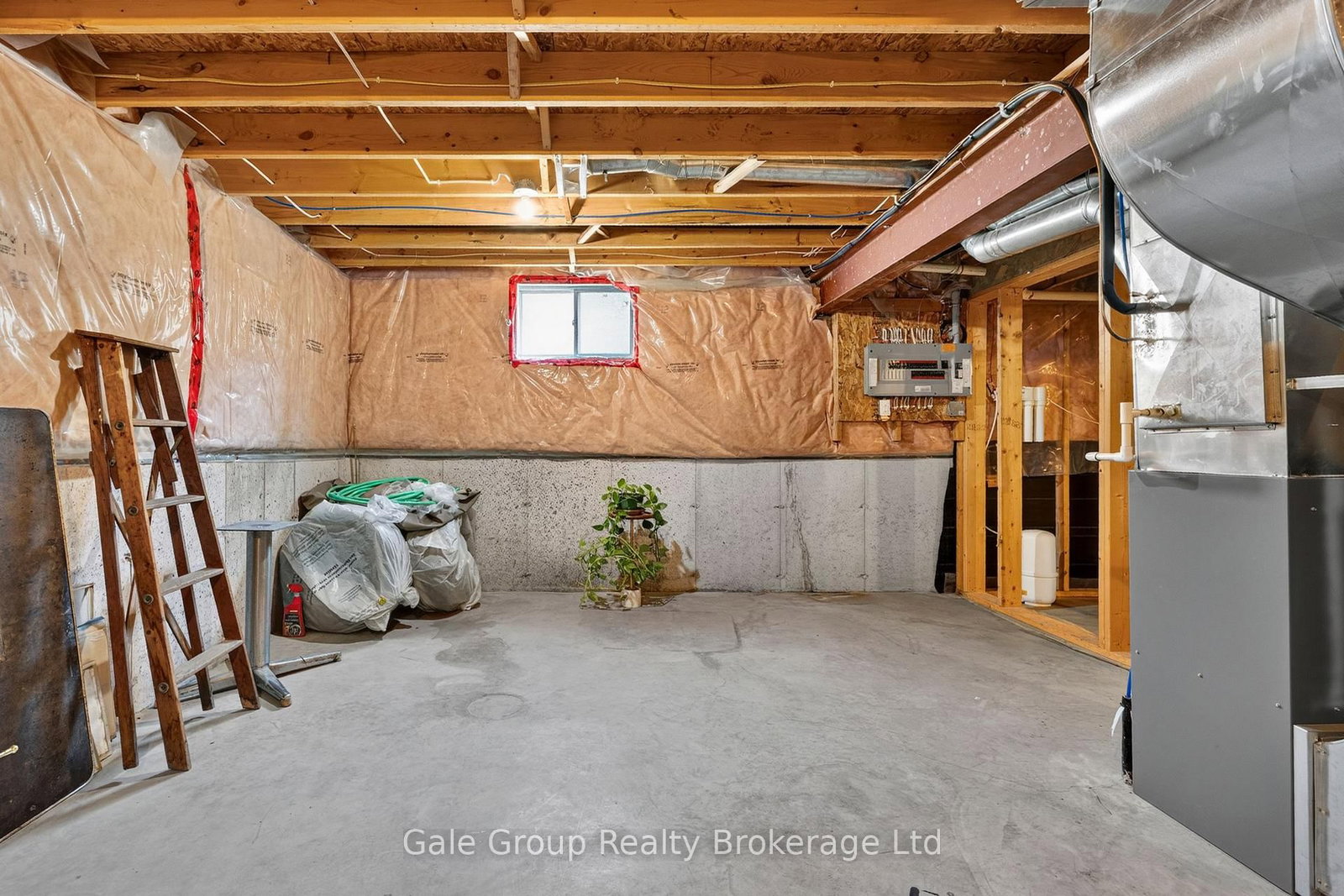 115 Burtch Street • Woodstock, ON photo 21