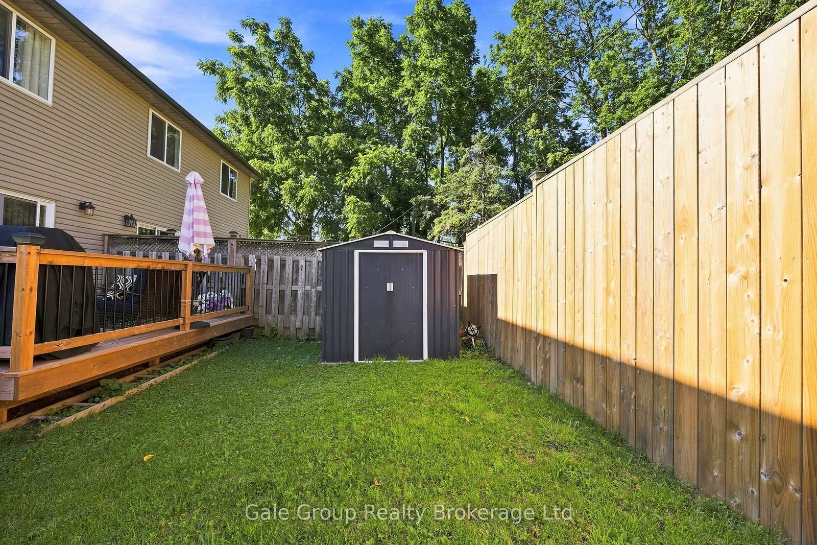 115 Burtch Street • Woodstock, ON photo 26