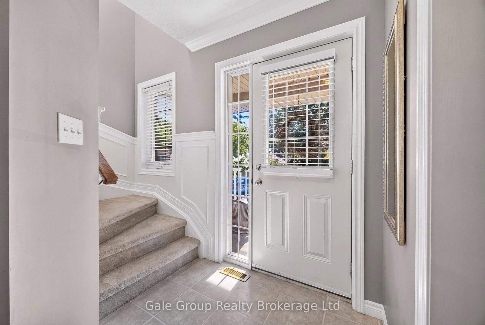 115 Burtch Street • Woodstock, ON photo 4
