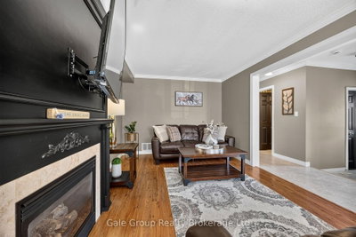 115 Burtch Street • Woodstock, ON photo 6
