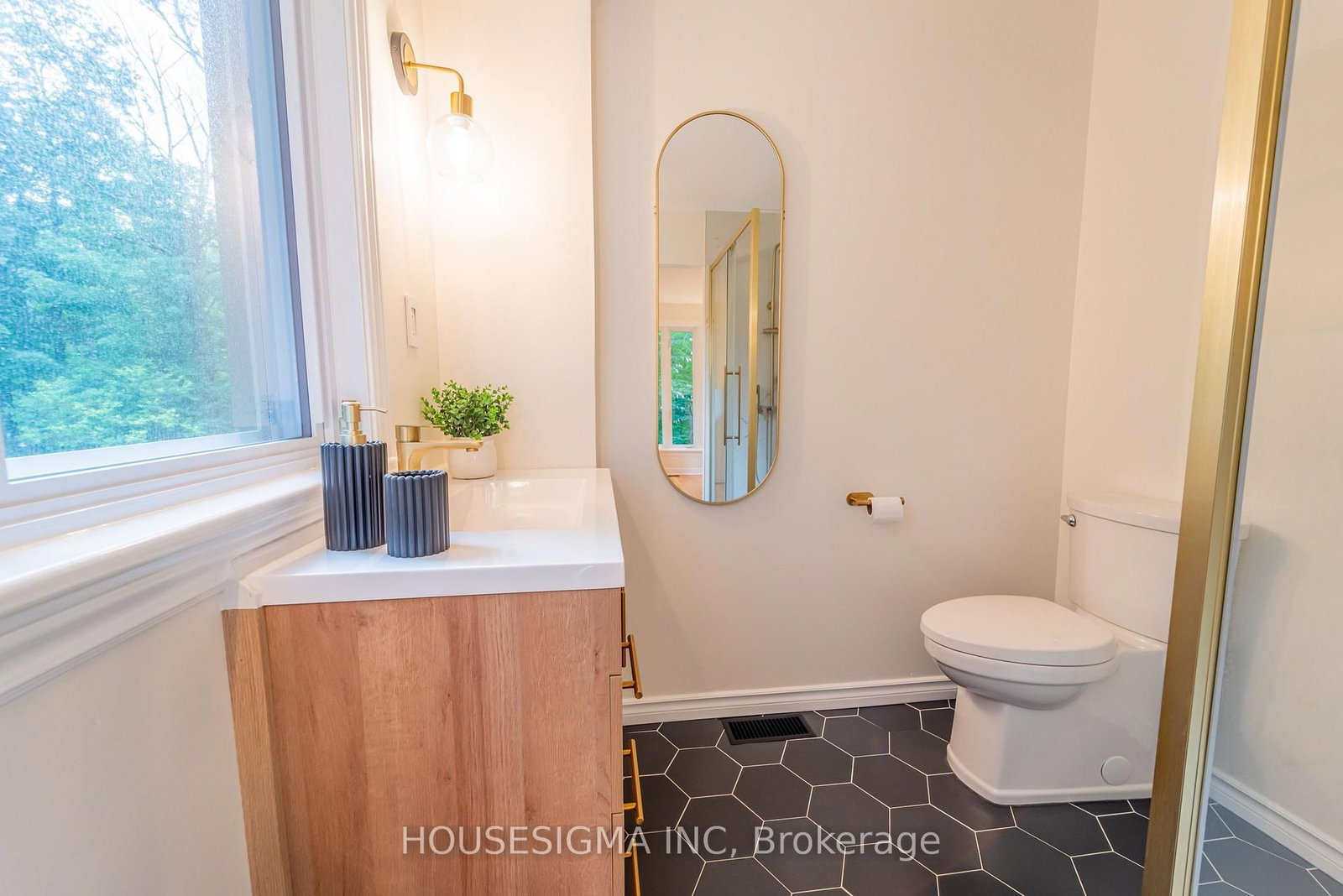 1437 Huntmar Drive • Carp, ON photo 23