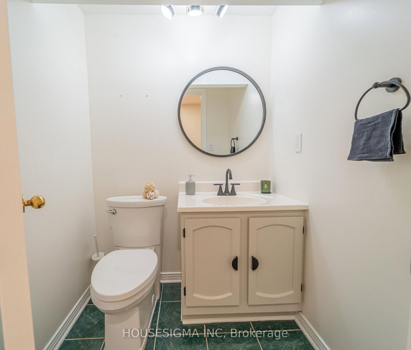 1437 Huntmar Drive • Carp, ON photo 35