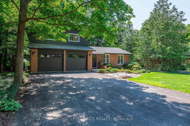 1026 Queens Bush Road E