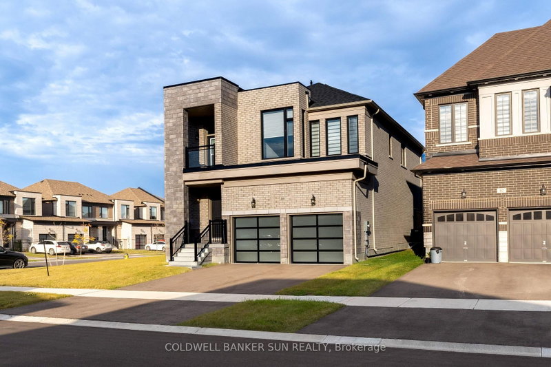 166 Prince Charles Crescent