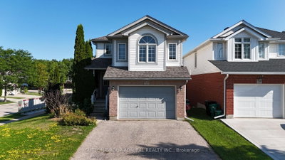 115 PEACH BLOSSOM Crescent