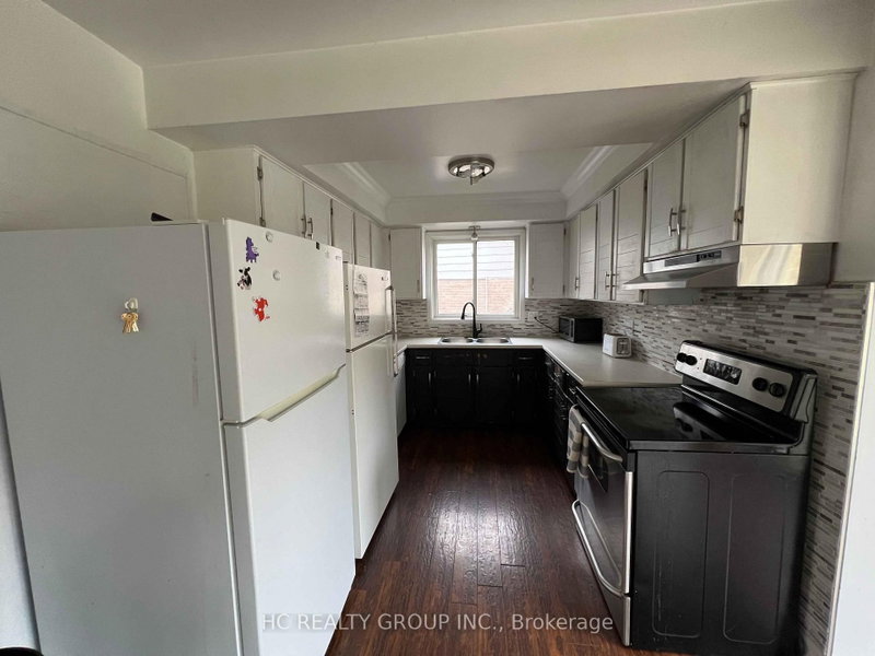 32 Chesham Avenue