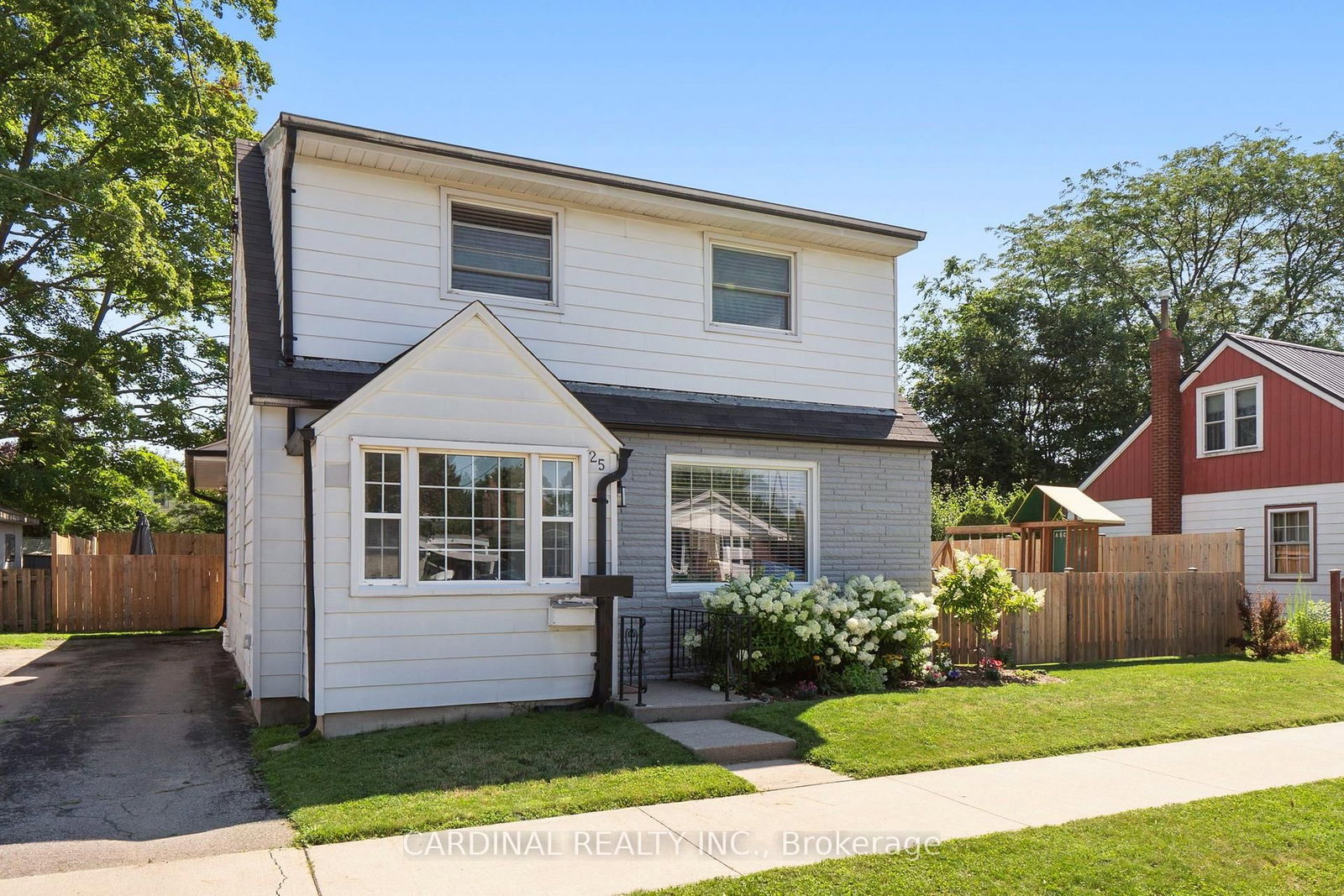 25 Trefusis Street • Port Hope, ON photo 4