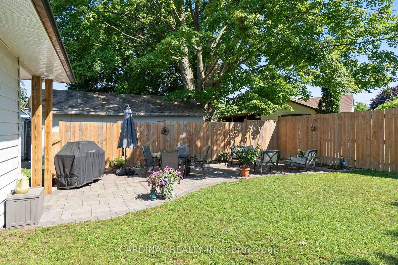 Listing Image 7