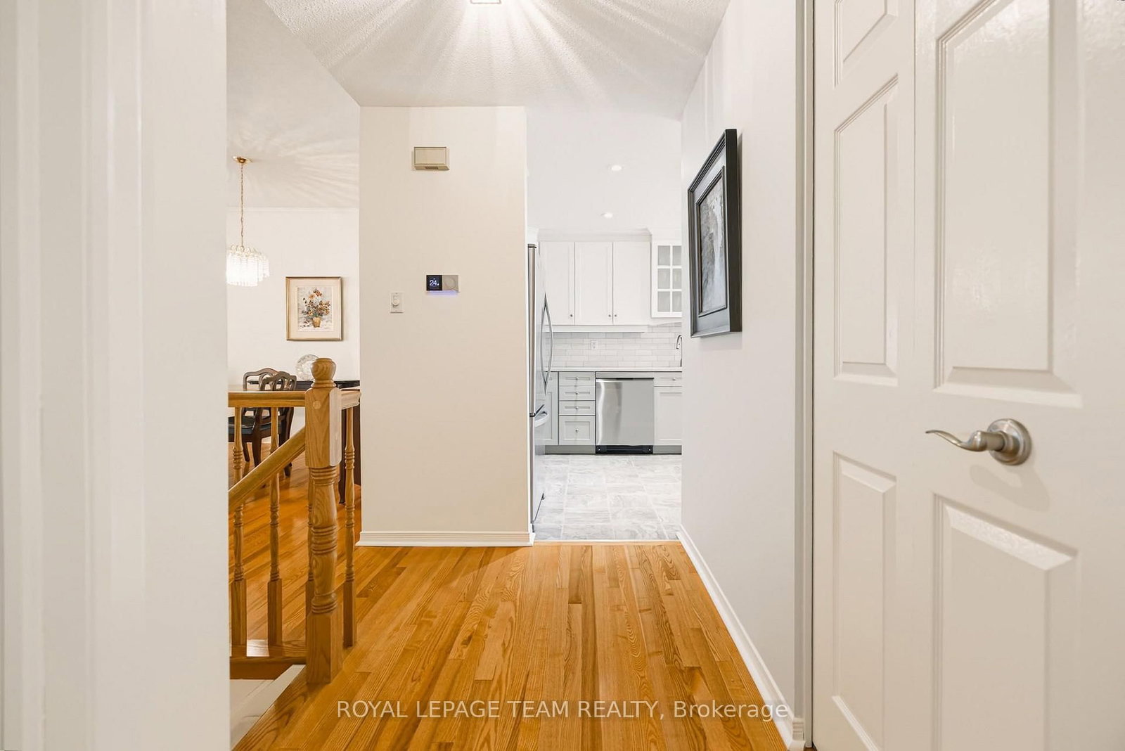 19 Pine Needles Court • Ottawa, ON photo 10