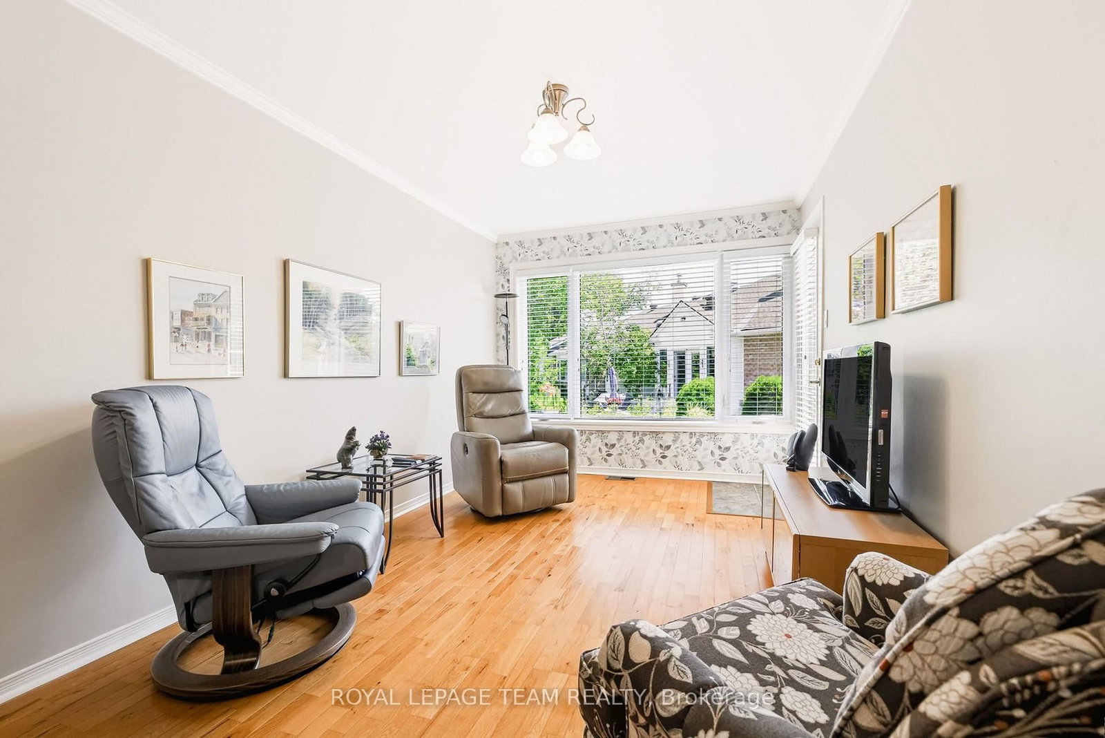 19 Pine Needles Court • Ottawa, ON photo 17