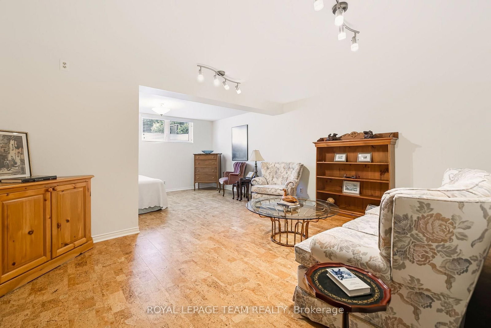 19 Pine Needles Court • Ottawa, ON photo 30