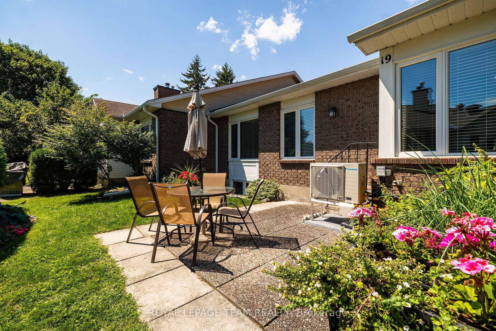 19 Pine Needles Court • Ottawa, ON photo 39