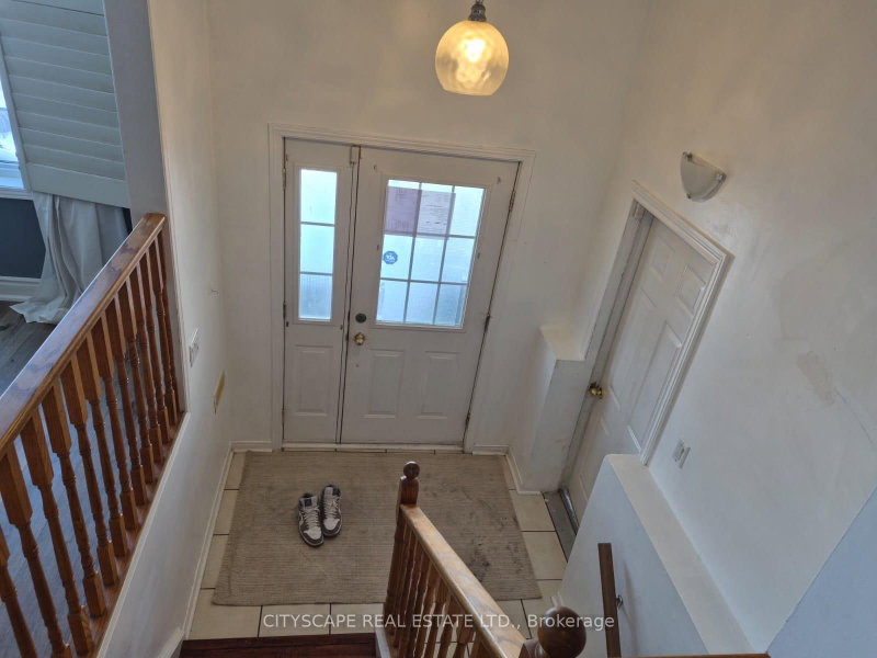 60 Castlewood Place