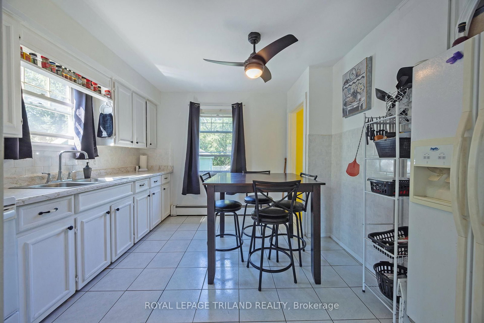Listing Image 7