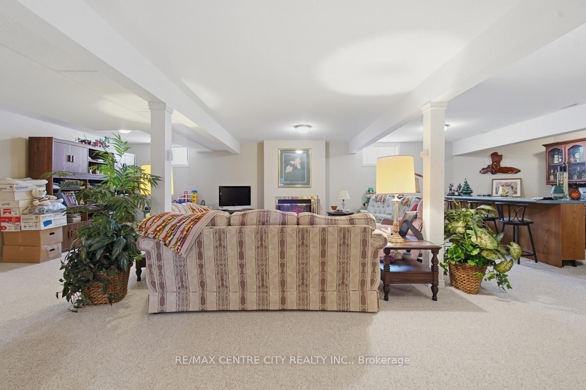 48 Ilderbrook Circle • Middlesex Centre, ON photo 26