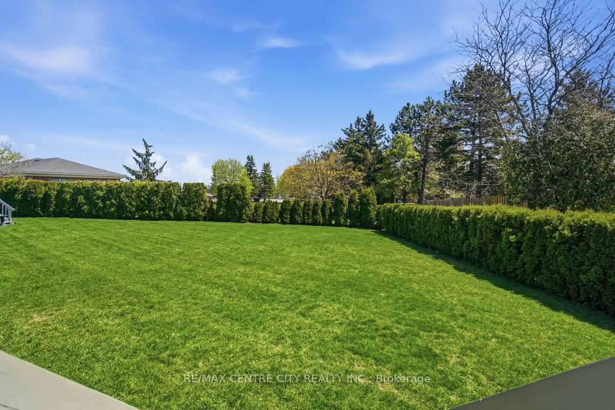 48 Ilderbrook Circle • Middlesex Centre, ON photo 37