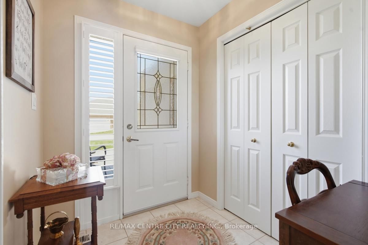 48 Ilderbrook Circle • Middlesex Centre, ON photo 4